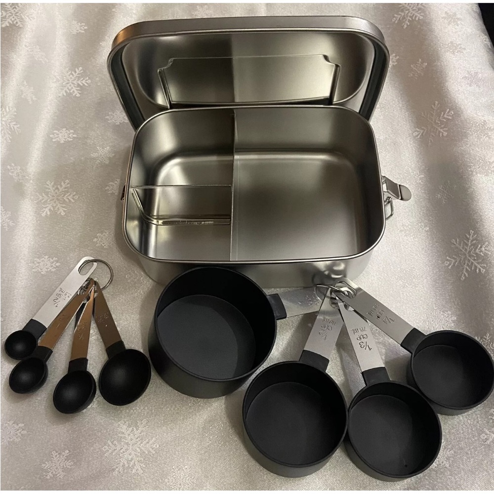 Nuevo 3 Compartment Stainless Steel Lunch Box 6”x8”x2.5” W/ measuring cups 29.95